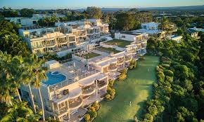 Noosa Crest Resort Head Office Photos